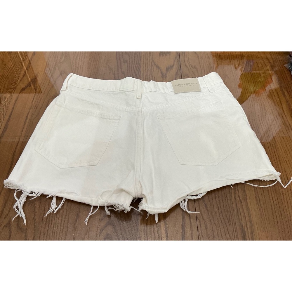Lucky Brand Relaxed Short White Denim High Rise Frayed Raw Hem Womens Size 12/31 - Picture 7 of 8